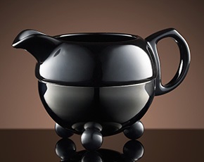Design Creamer in Black | TWG Tea