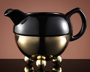 Jazz Gold Design Creamer in Black | TWG Tea