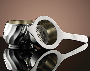 English Tea Strainer with Drip Bowl | TWG Tea