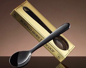 Buffalo Horn Tea Scoop in Black | TWG Tea