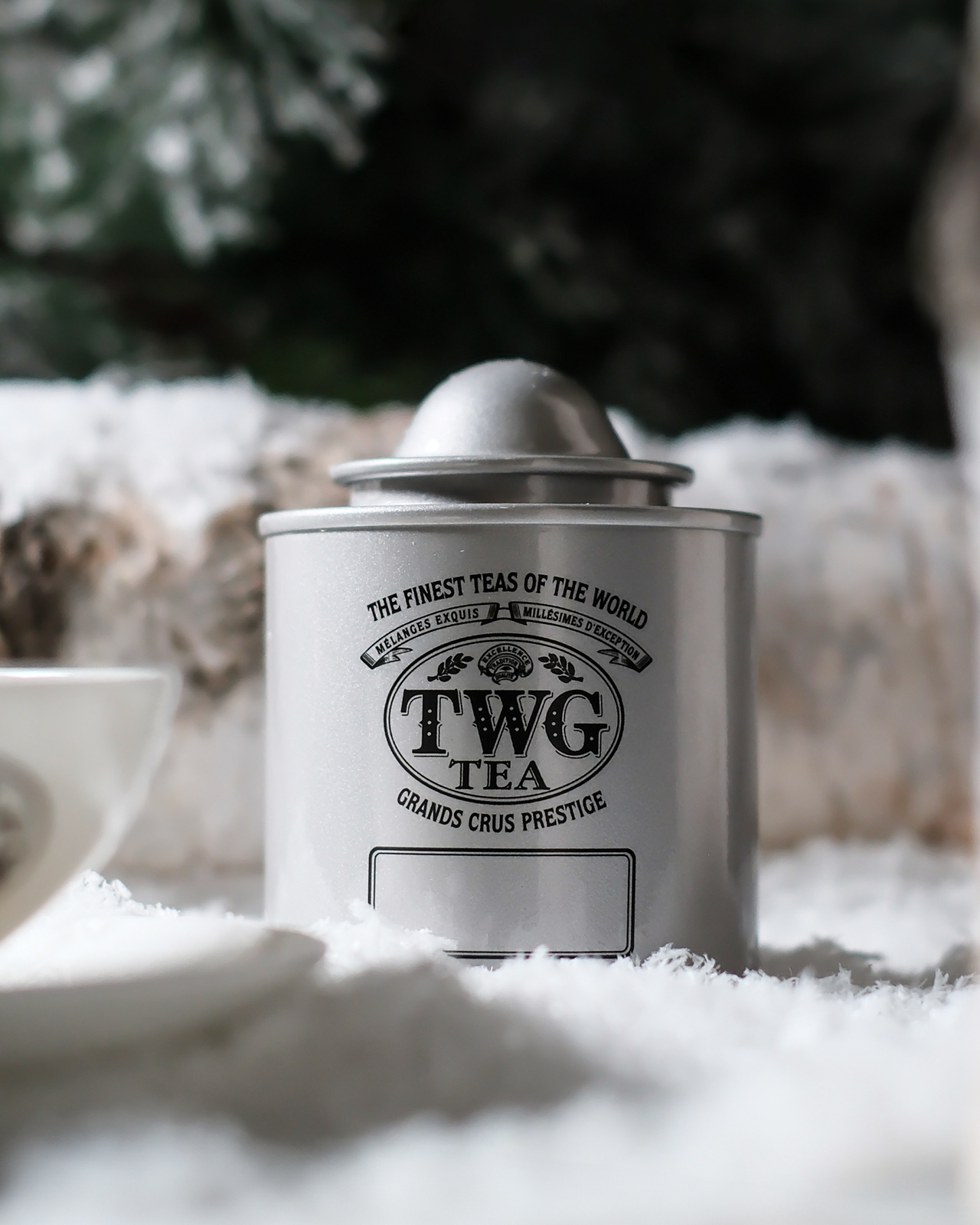 Saturn Tea Tin in Silver (50g) | TWG Tea