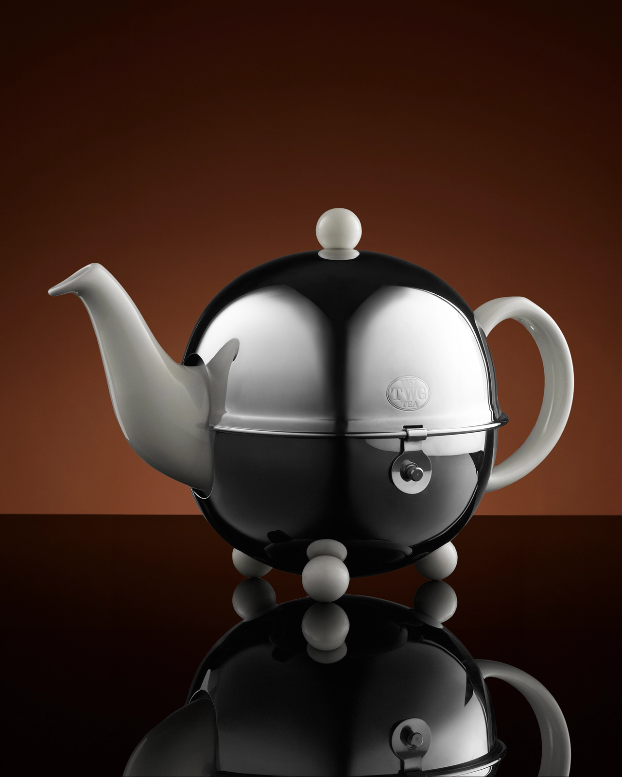 Design Teapot in White (900ml) | TWG Tea