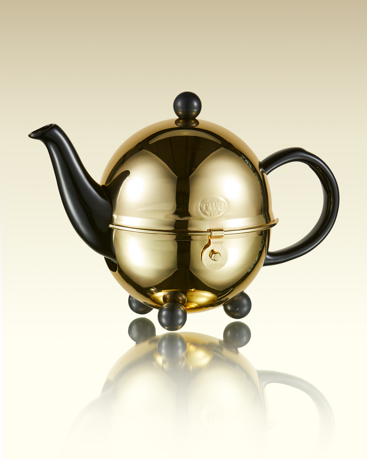 Design Gold Teapot in Black (500ml) | TWG Tea