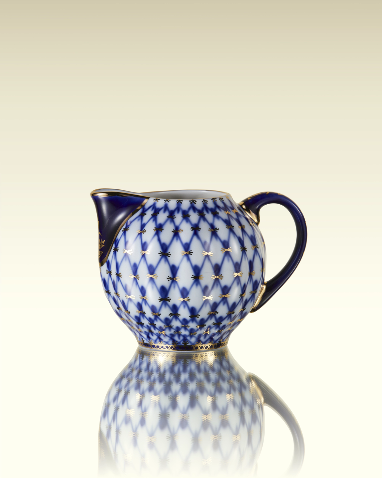 Tsarina Creamer in Cobalt (350ml) | TWG Tea