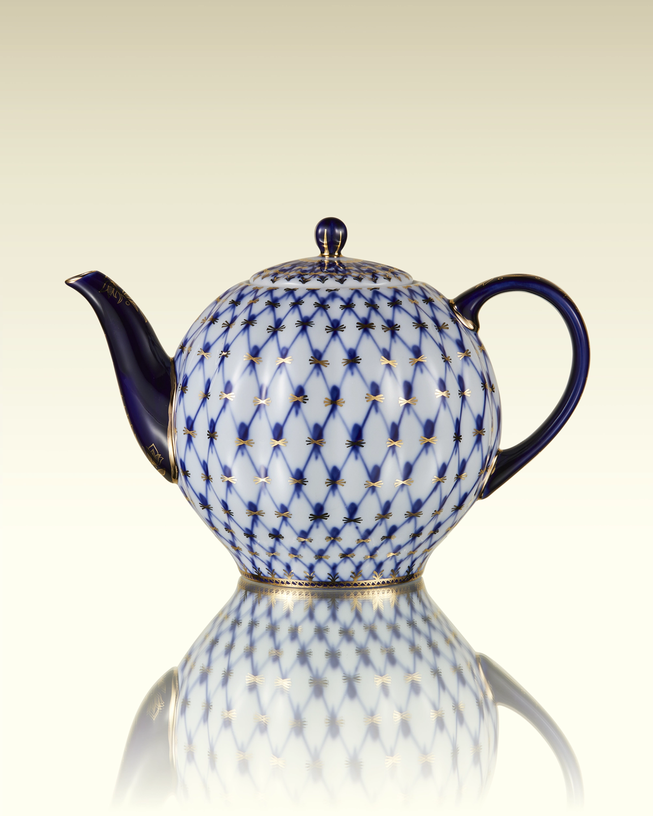 Grand Tsarina Teapot in Cobalt (2L) | TWG Tea